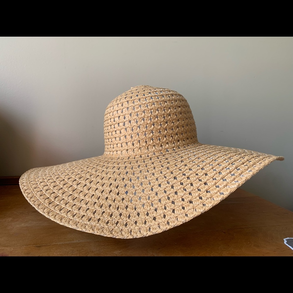 Neutral Tan Wide Brim Hat